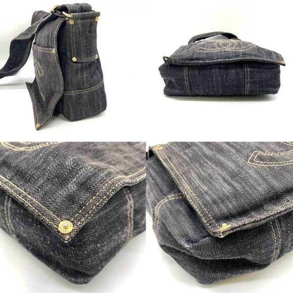 ❌❌𝕊𝕆𝕃𝔻❌❌Chanel Denim Messenger Bag - Picture 4 of 5